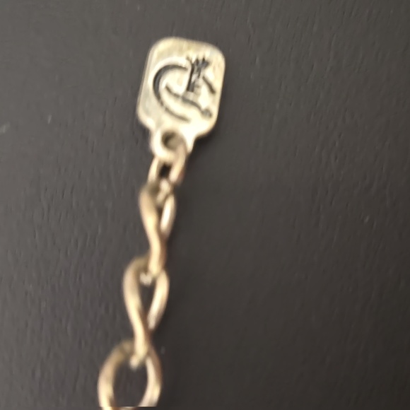 Vintage Chunky Metal Flower Necklace - Picture 6 of 8